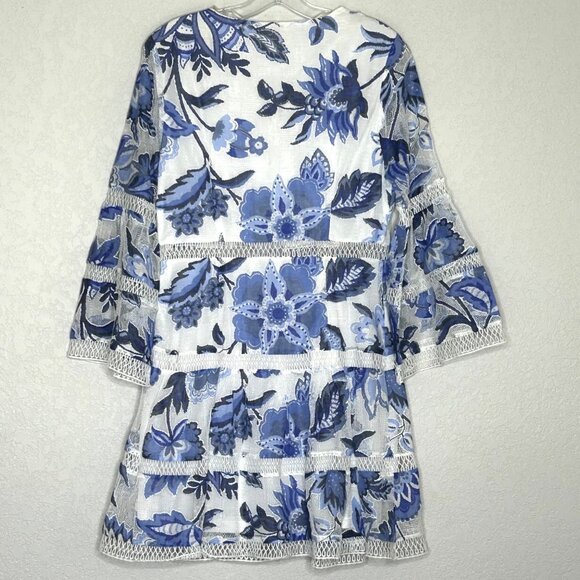 Entro Women's Blue and White Bell Sleeve Floral Large Dress - Picture 4 of 12